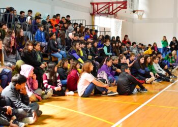 Los talleres de «ESI con amigues» del Ministerio de las Mujeres continúan recorriendo toda la Provincia