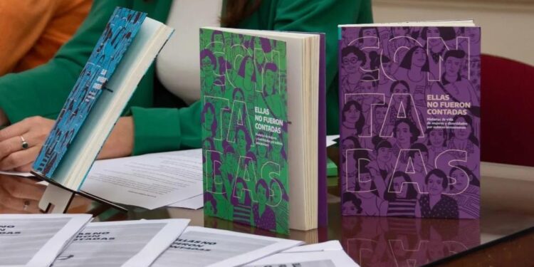 Presentación del libro «Ellas no estaban contadas» en Benito Juárez y Crnel. Pringles