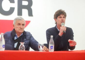 El radicalismo toma posición en la interna y se distancia de Macri y Milei