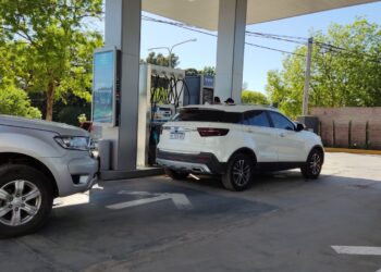 Entregas de hasta 10 mil pesos en combustibles en la YPF «Don Juan».