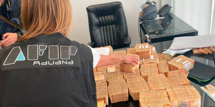 Detuvieron a Leonardo Fariña en el allanamiento a una financiera en Belgrano