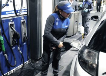 YPF aumentó un 9,75% y ya hay incrementos en otras compañías