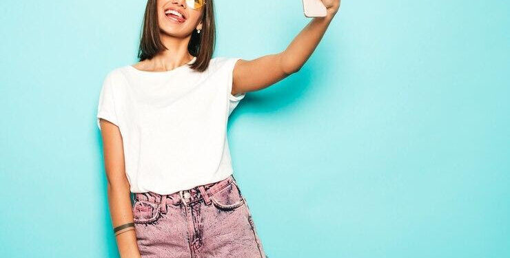Dia del influencer: la importancia de la innovación y el desafío de generar ganancias en el mundo digital