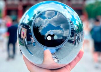 ¿Qué se esconde detrás de la criptomoneda que solicita a sus usuarios el escaneo del iris?