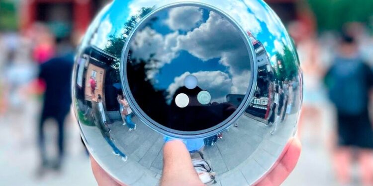 ¿Qué se esconde detrás de la criptomoneda que solicita a sus usuarios el escaneo del iris?