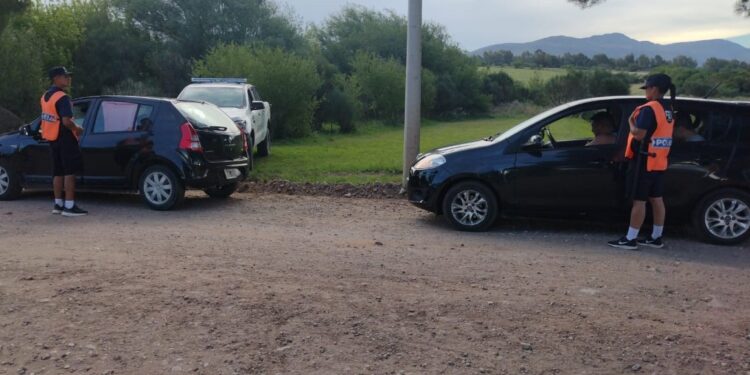 Fin de semana movido: Hubo aprehendidos, vehículos secuestrados y accidentes en la comarca serrana.