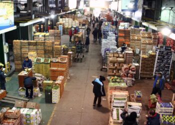 En diciembre, los precios mayoristas subieron 54% y el costo de la construcción 30,1%