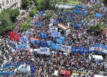 La Justicia aceptó un planteo de la CTA y dictó otro fallo contra las reformas laborales del DNU de Milei