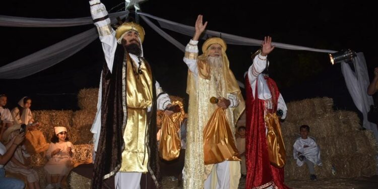 Una brillante noche se vivió en Sierra de la Ventana con la llegada de Los Reyes Magos
