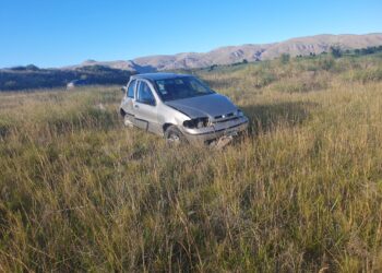 Vuelco con heridos en la ruta 76 a pocos kms del acceso a Villa Ventana.