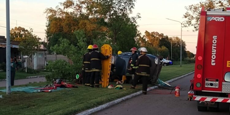 Cuatro heridos en un vuelco registrado en la ciudad de Tornquist