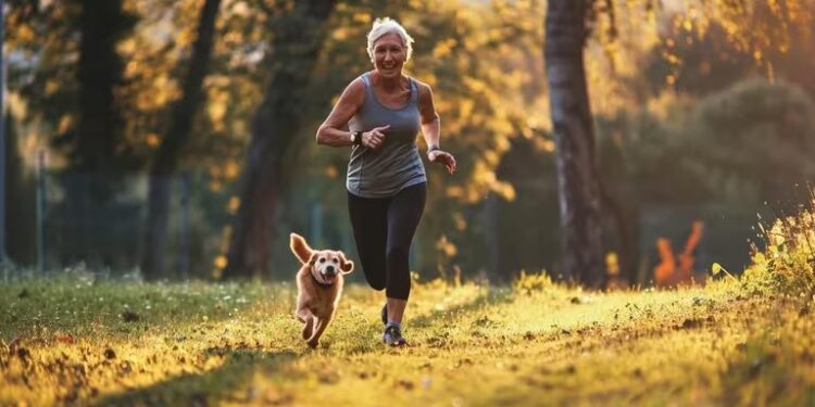 Cuál es el simple ejercicio físico que refuerza la memoria, según los científicos de Harvard