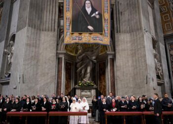 Francisco canonizó a Mama Antula, la primera santa argentina