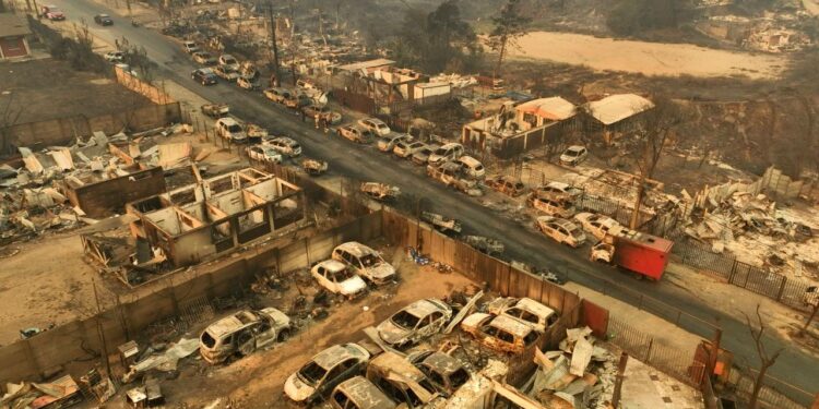 Al menos 112 muertos por los incendios forestales en Chile