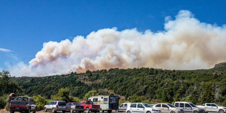 Chubut: el incendio en Los Alerces ya consumió 2.500 hectáreas