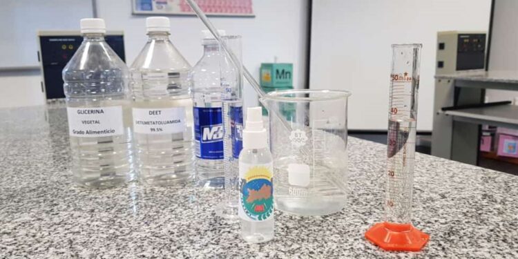 La Escuela Técnica de Tornquist trabaja en un repelente para mosquitos