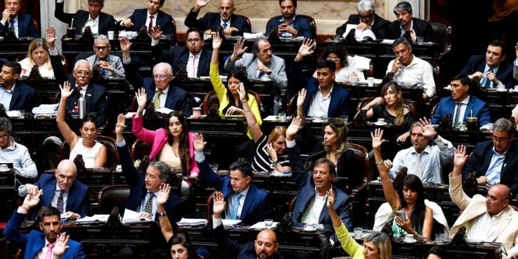 La Cámara de Diputados aprobó la emergencia económica