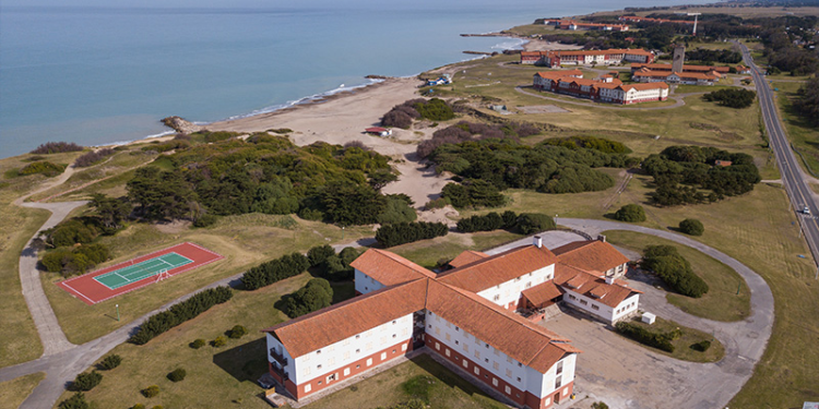 El fin del Turismo Social? Cierran en marzo las Unidades Turísticas de Chapadmalal y Embalse