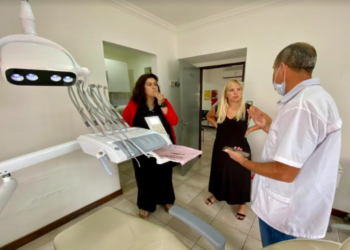 Salud mejora la atención odontológica con la adquisición de un nuevo sillón  