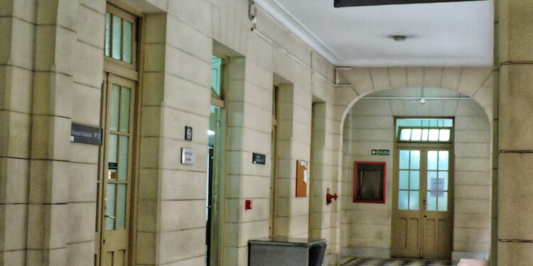 Condenan a 16 años y 10 meses de prisión a un hombre por abusar de su nieta durante 9 años