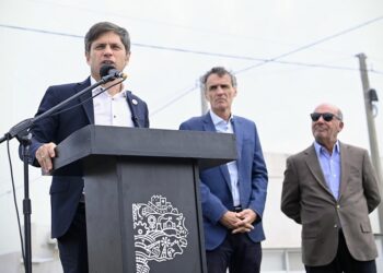 Kicillof inauguró obras de pavimentación y una nueva estación transformadora en Coronel Suárez