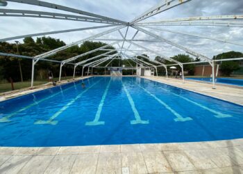 Tornquist Municipio reanuda las obras en la piscina climatizada de Sierra de la Ventana