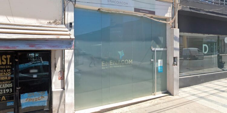 El Gobierno cerró las delegaciones provinciales del Enacom y se estiman 500 despidos