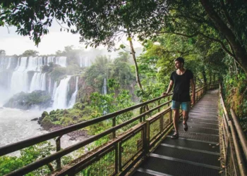 Fin de semana largo de seis días: cuánto cuesta viajar en auto a los principales destinos de la Argentina