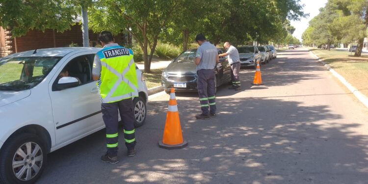 Allanamientos, detenciones y operativos de seguridad en todo el distrito.