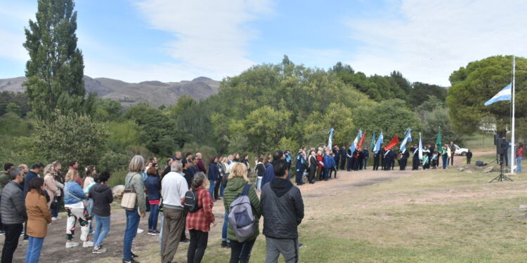 En Villa Ventana, el distrito rindió homenaje a los Veteranos y los Caídos de la Guerra de Malvinas