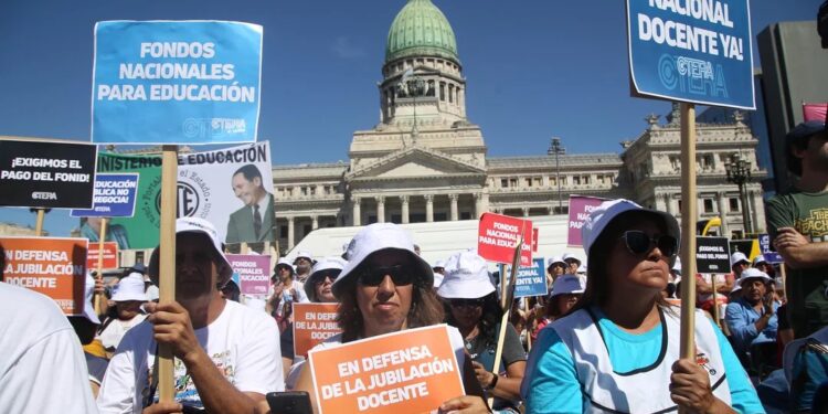 CTERA convocó a un paro nacional docente para el jueves 4 de abril