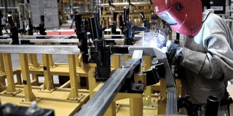 La actividad metalúrgica cayó 17,7% en marzo