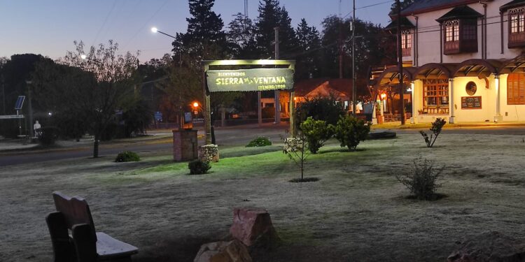 Frío, heladas y lloviznas; como seguirá la semana en la comarca serrana.