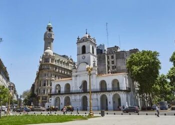 La decisión del Gobierno sobre el feriado por el 25 de Mayo: ¿se traslada?