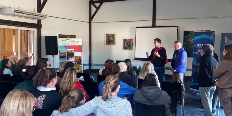 Exitosa segunda charla de Camcotisas.