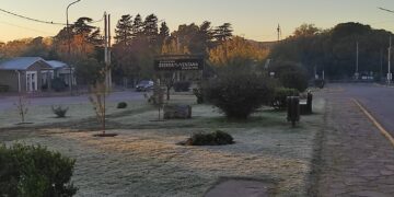 Bajo cero: Amanecer helado en la comarca; como estará el finde.