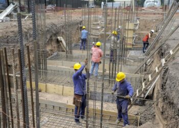 La inversión cayó 22,3% en marzo, según un estudio privado