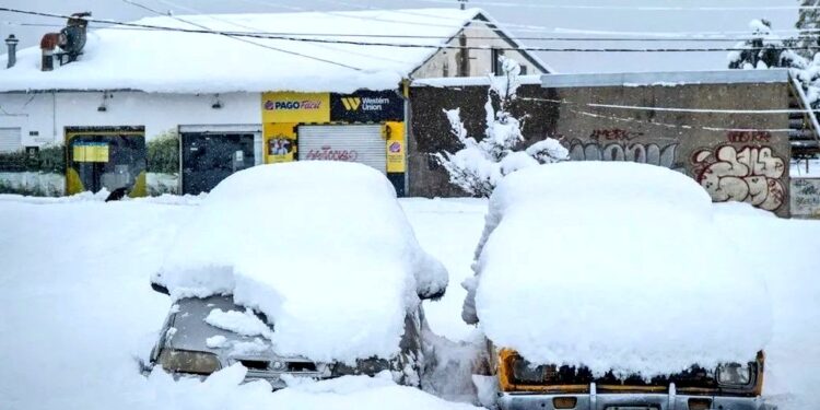 Impactante: así fue la nevada histórica que llegó a Bariloche en un momento inesperado del año