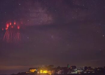 La NASA invita a un safari fotográfico para registrar los «nuevos OVNIS»