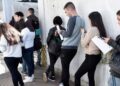 Cuando la economía está en recesión, ¿el empleo cae en la misma magnitud?