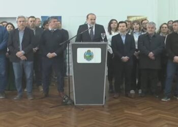 Planta de GNL: Susbielles aseguró que Bahía “no debe esperar más mega proyectos”