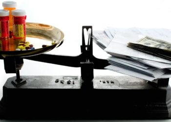 Dos temas que preocupan y mucho: Amparos a Obras Sociales y modificación de alquileres