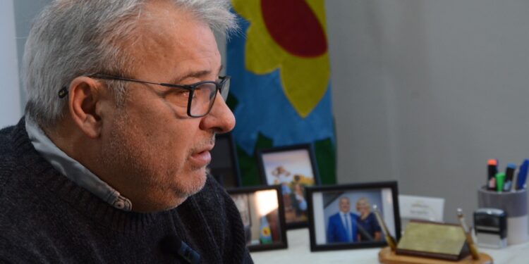 Tras su gira por La Plata el intendente habló de todo