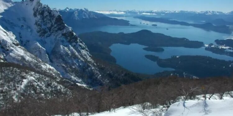 Avalancha en el Cerro López de Bariloche dejó un muerto y un desaparecido