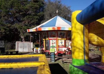 La calesita de Sierra cumplió 15 años con sus nuevos dueños