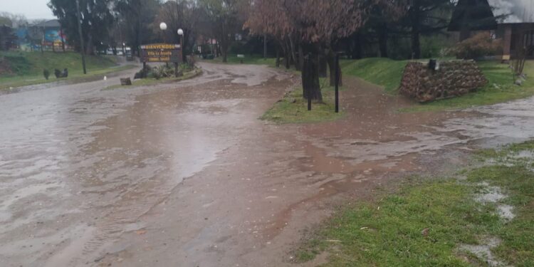 Teléfono para Moccero y su gente