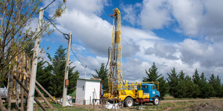 Avanza la obra de optimización del sistema de agua potable en Chasicó