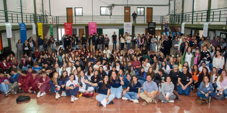 Más de 150 alumnos del distrito participaron de la quinta edición de ‘Elige tu Propia Aventura’