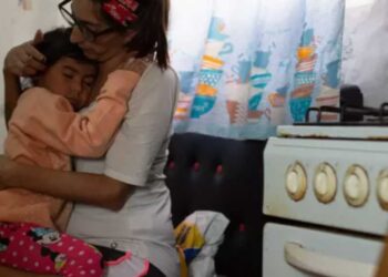 Maternidad: indicadores críticos reflejan las desigualdades que enfrentan las madres en contextos de vulnerabilidad