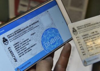 Mitos y verdades sobre la “nueva” tarjeta azul